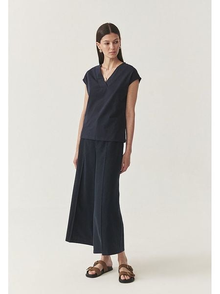 TATUUM Koszulka w kolorze granatowym rozmiar: XL. Niebieskie bluzki Tatuum, xl, bez wzorów, bez kołnierzyka, bez ramiączek. Za 113,36 zł.