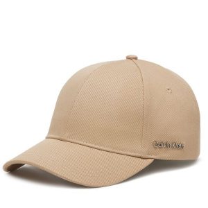 Czapka z daszkiem Calvin Klein. Szare czapki Calvin Klein, bez wzorów. Za 119,99 zł.