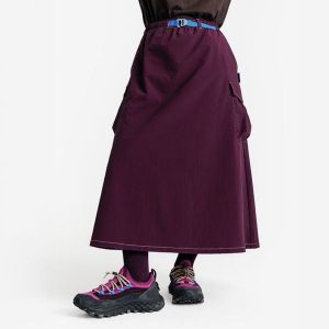 Spódnica Vertigo 76. Fioletowe spódnice DECATHLON, l, bez wzorów, z elastanu. Za 179,99 zł.