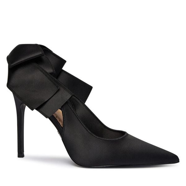 Szpilki Steve Madden. Czarne szpilki Steve Madden, bez wzorów, bez obcasa. Za 559,99 zł.