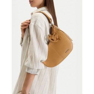 Torebka Badura. Brązowe torebki klasyczne Badura, bez wzorów, bez dodatków. Za 219,99 zł.