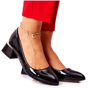 Lewski Shoes Skórzane Lakierowane Czółenka Lewski 3118 Czarne. Czarne czółenka bez wzorów, z lakierowanej skóry, bez obcasa, na obcasie, bez zapięcia. Za 410,13 zł.