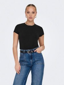 ONLY Koszulka w kolorze czarnym rozmiar: XL. Czarne bluzki ONLY, xl, bez wzorów, z bawełny, bez kołnierzyka, bez ramiączek. Za 37,30 zł.