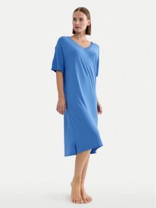 Triumph Koszula nocna Timeless Sensuality 10222628 Niebieski Relaxed Fit. Niebieskie koszule nocne Triumph, bez wzorów, bez ramiączek. Za 209,99 zł.