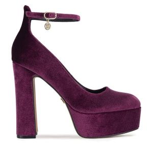 Czółenka Nine West. Fioletowe czółenka Nine West, bez wzorów, bez obcasa, bez zapięcia. Za 249,99 zł.