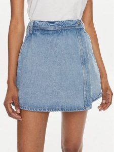 Pepe Jeans Szorty jeansowe Regular Skort Hw Dnm PL801123 Niebieski Regular Fit. Niebieskie szorty Pepe Jeans, bez wzorów, z bawełny. Za 329,99 zł.