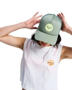 Czapka Trucker dla Kobiety BRIGHTER DAY Zielony. Zielone czapki Roxy, bez wzorów, z poliesteru. Za 119,99 zł.