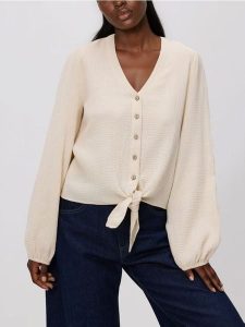 Muślinowa koszula z wiązaniem - beżowy. Brązowe koszule Reserved, l, bez wzorów, bez kołnierzyka, bez ramiączek. Za 89,99 zł.