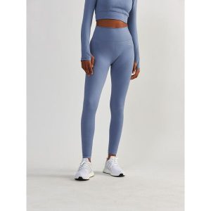 Legginsy fitness damskie Beshaped Femme Force bezszwowe. Niebieskie legginsy BESHAPED, bez wzorów, z nylonu. W wyprzedaży za 152,15 zł.