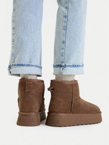 Badura Śniegowce C-WFA-01-H Brązowy jasny. Brązowe buty zimowe Badura, ze skóry, bez obcasa, bez zapięcia. Za 229,99 zł.