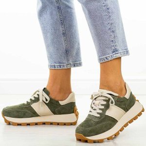 Khaki skórzane półbuty damskie Filippo Dp7112/25. Brązowe półbuty Filippo, na jesień, bez wzorów, z jeansu, bez obcasa, na platformie, bez zapięcia. Za 269,00 zł.