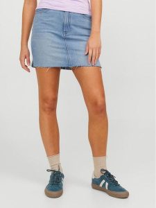 JJXX Spódnica jeansowa Aura 12248571 Niebieski Slim Fit. Niebieskie spódnice JJXX, s, bez wzorów, z bawełny. Za 99,99 zł.