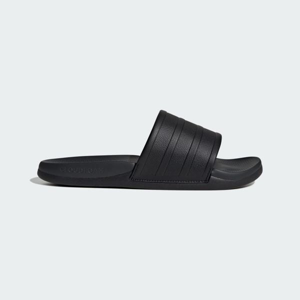 Klapki Adilette Comfort 2.0. Czarne klapki ADIDAS, bez wzorów, bez obcasa. Za 199,00 zł.