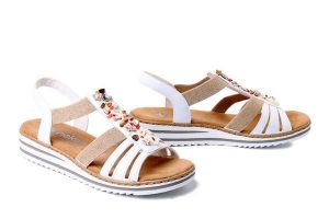 RIEKER V0656-80 white, sandały damskie. Białe sandały Rieker, bez wzorów, bez obcasa, bez zapięcia. Za 319,90 zł.