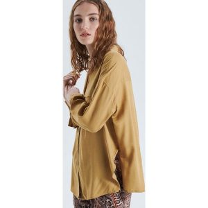 Gładka koszula oversize - Żółty. Koszule marki Cropp. W wyprzedaży za 29,99 zł.