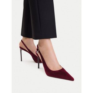 Szpilki Nine West. Czerwone szpilki Nine West, bez wzorów, bez obcasa. Za 279,99 zł.