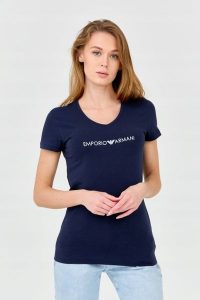 EMPORIO ARMANI Damski t-shirt granatowy. Niebieskie t-shirty Emporio Armani, s, bez wzorów, z bawełny, bez kołnierzyka, bez ramiączek. W wyprzedaży za 188,99 zł.