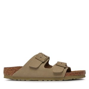 Klapki Birkenstock. Brązowe klapki Birkenstock, bez wzorów, bez obcasa. Za 259,99 zł.
