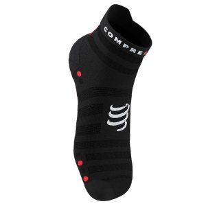 Skarpety Compressport Pro Racing Socks v4.0 Ultralight Run Low. Czarne skarpetki Compressport, bez wzorów. Za 70,99 zł.