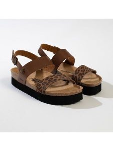 BACKSUN Sandały "Villa" w kolorze brązowym rozmiar: 40. Brązowe sandały Backsun, bez wzorów, z otwartym noskiem, bez obcasa, bez zapięcia. Za 173,99 zł.