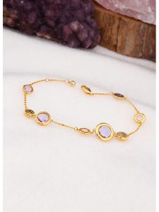 L'Atelier de Gaia Pozłacana bransoletka z perłami i cyrkoniami rozmiar: onesize. Różowe bransoletki L'Atelier de Gaia, z cyrkonią, pozłacane. Za 117,45 zł.