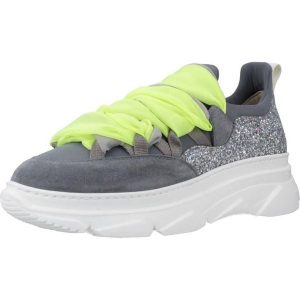 Buty 181 KYOGA Szary. Szare buty trekkingowe BEUCHAT, ze skóry, bez zapięcia. Za 554,99 zł.