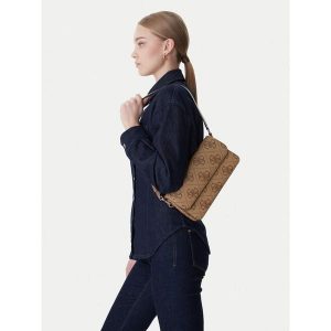 Torebka Guess. Brązowe torebki klasyczne Guess, z aplikacjami, bez dodatków. Za 659,99 zł.