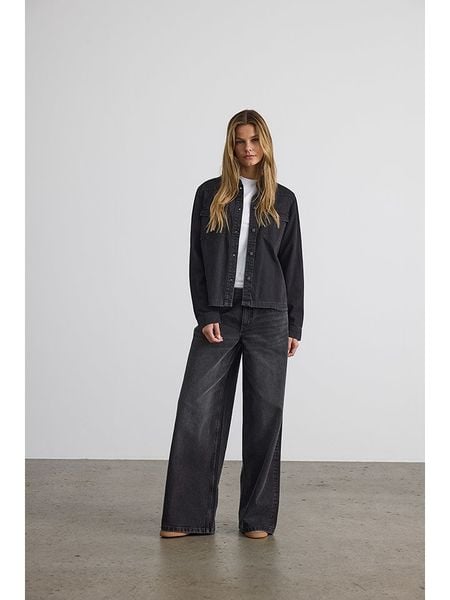 Noisy may Kurtka dżinsowa w kolorze czarnym rozmiar: M. Czarne kurtki Noisy may, m, bez wzorów, z bawełny, bez kaptura. Za 109,78 zł.