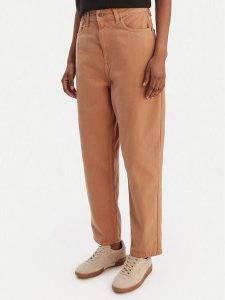 Quiksilver Jeansy EQWNP03065 Koralowy Baggy Fit. Pomarańczowe jeansy Quiksilver, bez wzorów, z bawełny. Za 309,99 zł.