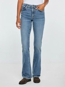 Jeansy damskie bootcut niebieskie anela 488. Niebieskie spodnie z wysokim stanem Big Star, bez wzorów, z denimu, z podwyższonym stanem. Za 299,99 zł.