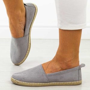 Szare espadryle damskie, półbuty Potocki 16332. Szare espadryle POTOCKI, bez wzorów, z zamszu, bez obcasa. Za 89,00 zł.