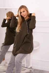 Bluza ocieplana z asymetrycznym suwakiem khaki. Brązowe bluzy KESI, l, bez wzorów, z bawełny, bez kaptura. Za 238,37 zł.