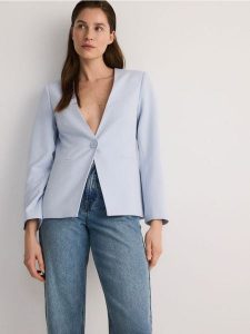 Marynarka z dodatkiem wiskozy - jasnoniebieski. Niebieskie marynarki i żakiety Reserved, l, bez wzorów, z tkaniny. W wyprzedaży za 49,99 zł.