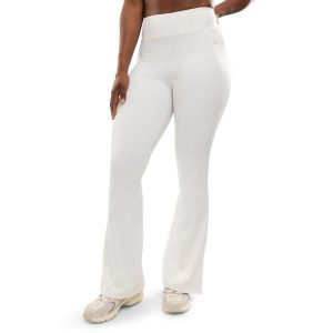 Damskie legginsy sportowe z rozszerzaną nogawką Fitness Siroko Icardi White. Białe legginsy SIROKO, bez wzorów, z tkaniny, z podwyższonym stanem. Za 126,00 zł.